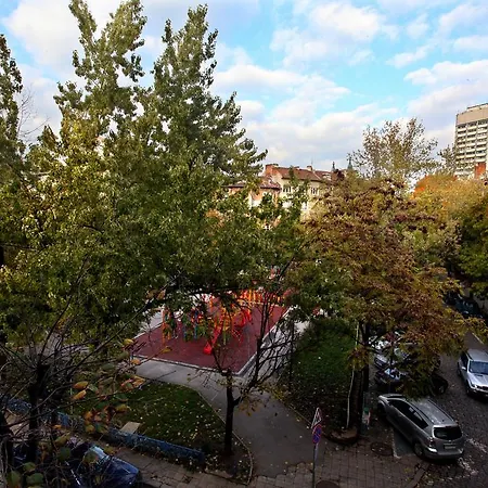 Apartment 18/10 *